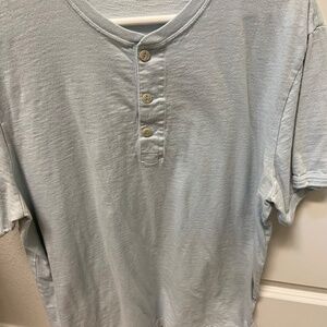 Lot of 8 (Eight) Men short sleeve Henley shirts